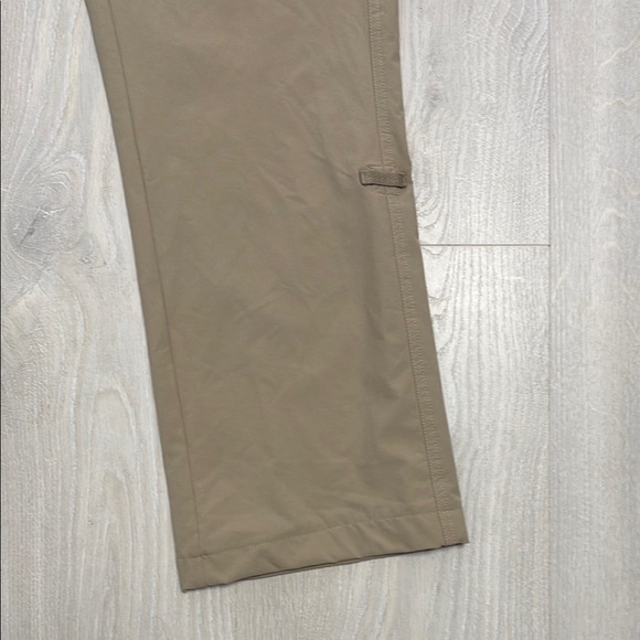 🔥BUNDLESALE Womens 10 The North Face Tan Straight Leg Capris Pants hiking - Picture 2 of 9